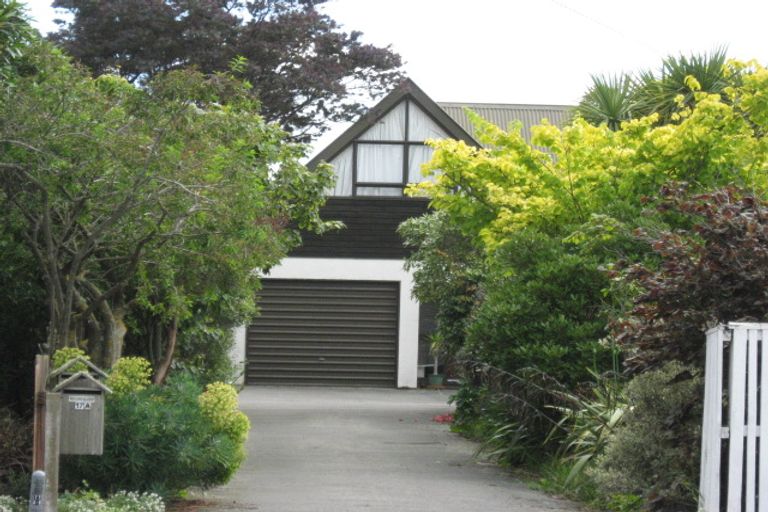 Photo of property in 1/17 Wiggins Street, Sumner, Christchurch, 8081