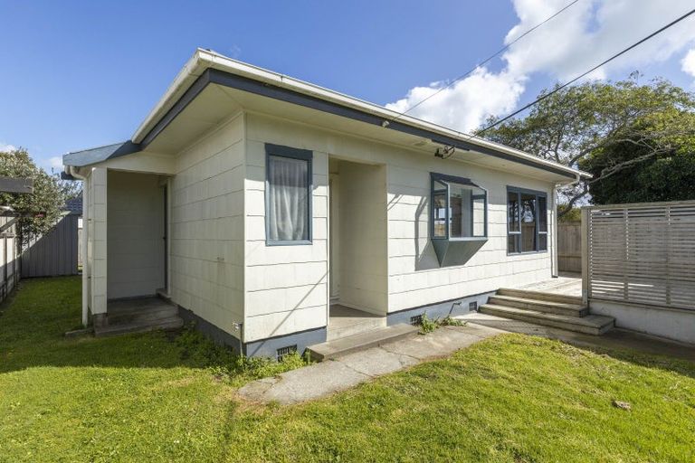 Photo of property in 23 Turi Street, Welbourn, New Plymouth, 4312
