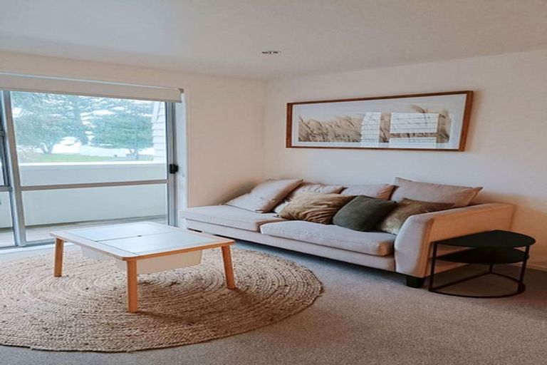 Photo of property in 39/3 Riverside Road, Orewa, 0931