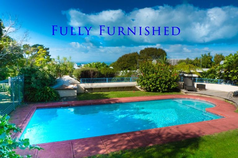 Photo of property in 9/18 Parr Terrace, Castor Bay, Auckland, 0620