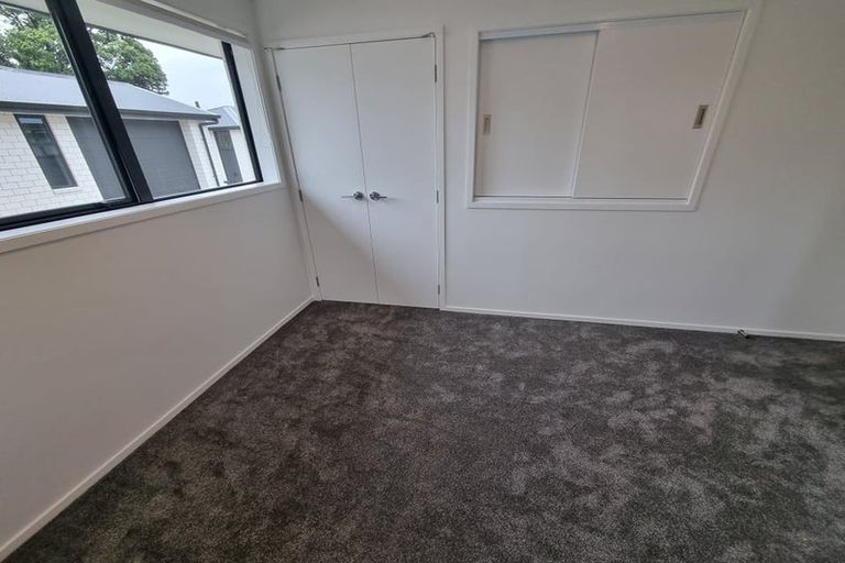 Photo of property in 4f Avon Street, Waterloo, Lower Hutt, 5011