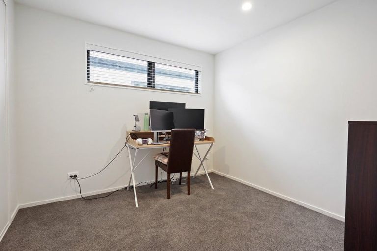 Photo of property in 10 Enforce Lane, Halswell, Christchurch, 8025