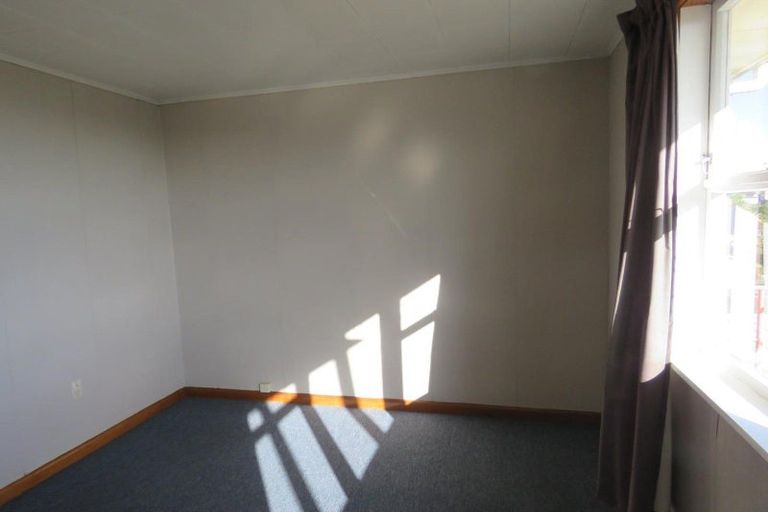 Photo of property in 32 Robe Street, New Plymouth, 4310