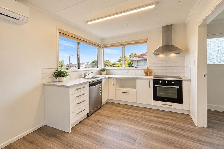 Photo of property in 1/72 Veitches Road, Casebrook, Christchurch, 8051