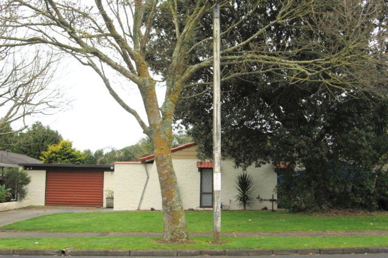 Photo of property in 3 Rushgreen Avenue, Pahurehure, Papakura, 2113