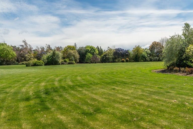 Photo of property in 864 Clintons Road, Charing Cross, Christchurch, 7671