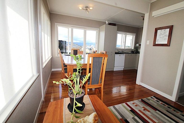 Photo of property in 10 Kauri Crescent, Matamata, 3400