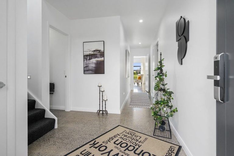 Photo of property in 9 Garland Lane, Leamington, Cambridge, 3432