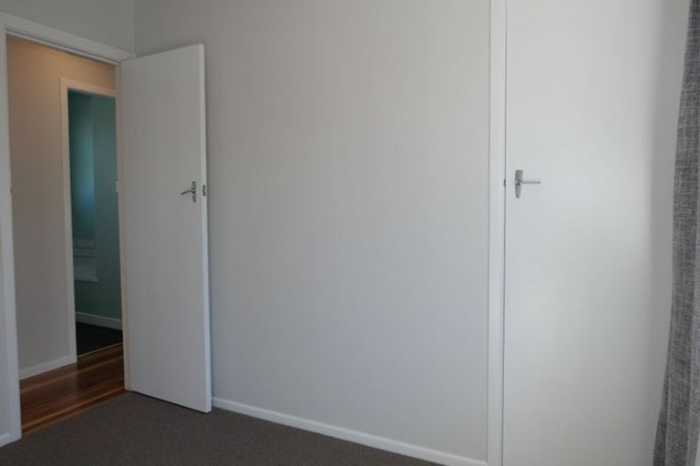 Photo of property in 132 Broderick Road, Johnsonville, Wellington, 6037