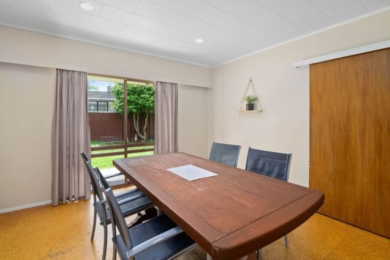 Photo of property in 106 Grand Vue Road, Kawaha Point, Rotorua, 3010