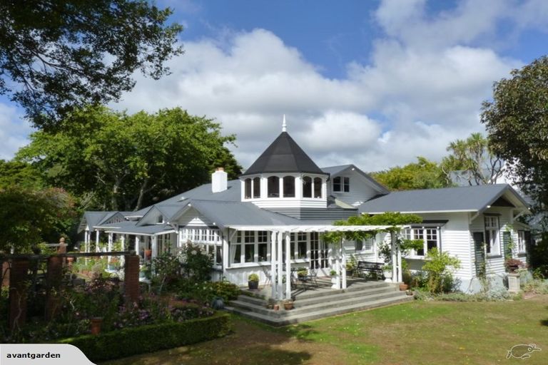 Photo of property in 60 Barton Road, Heretaunga, Upper Hutt, 5018