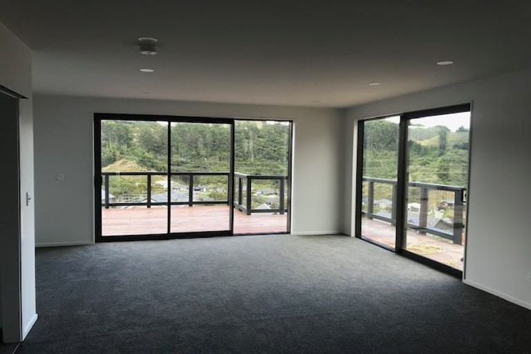 Photo of property in 16 Bee Lane, Whitby, Porirua, 5024