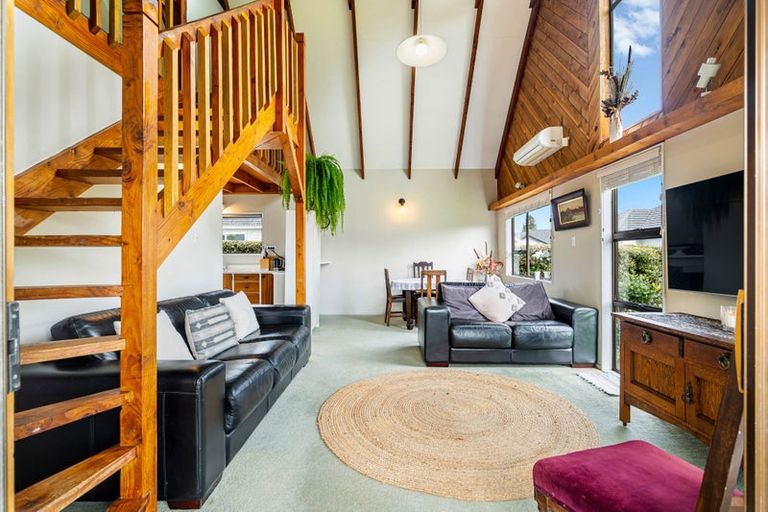 Photo of property in 22 Tapu Road, Huapai, Kumeu, 0810