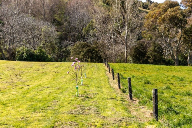 Photo of property in 8 Woodills Road, Akaroa, 7520