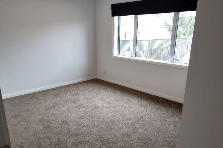 Photo of property in 10a Stone Street, Miramar, Wellington, 6022