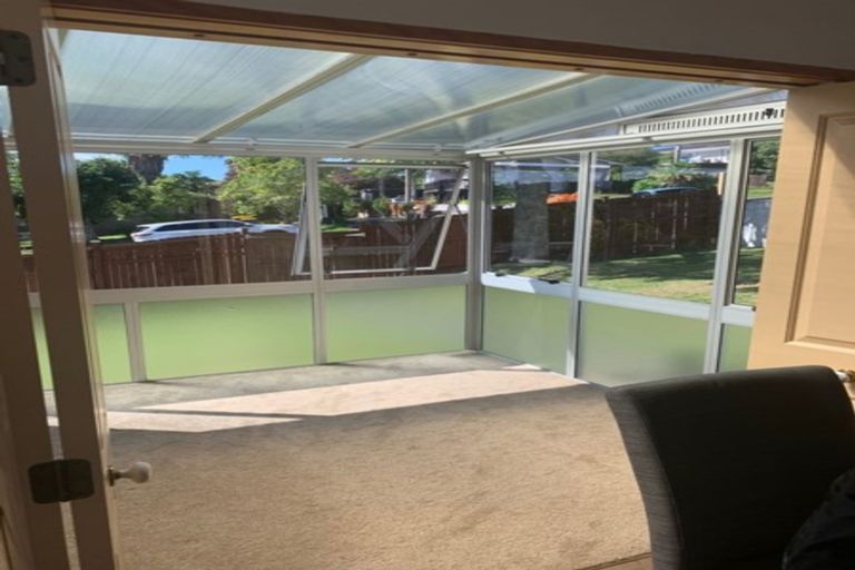 Photo of property in 41 Tamahere Drive, Glenfield, Auckland, 0629