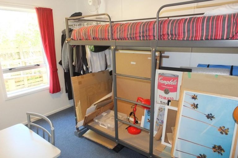 Photo of property in 21a Hennessy Street East, Foxton Beach, Foxton, 4815