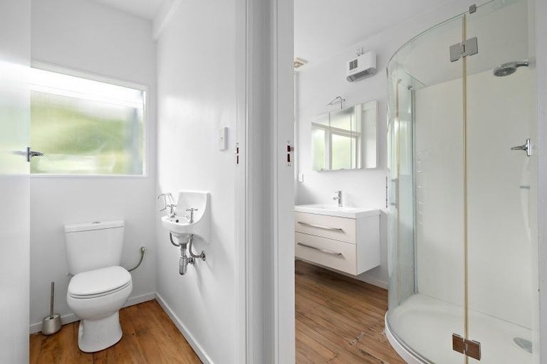 Photo of property in 3 Mamaku Grove, Khandallah, Wellington, 6035