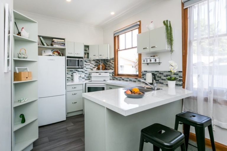 Photo of property in 801 Saint Aubyn Street East, Parkvale, Hastings, 4122