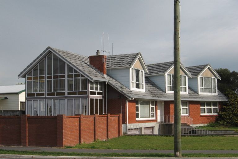 Photo of property in 1121 Heaphy Terrace, Fairfield, Hamilton, 3214