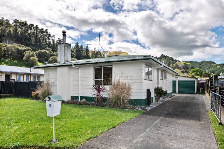 Photo of property in 3 Campbell Street, Mangapapa, Gisborne, 4010