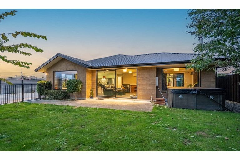 Photo of property in 9 Charles Street, Grasmere, Invercargill, 9810