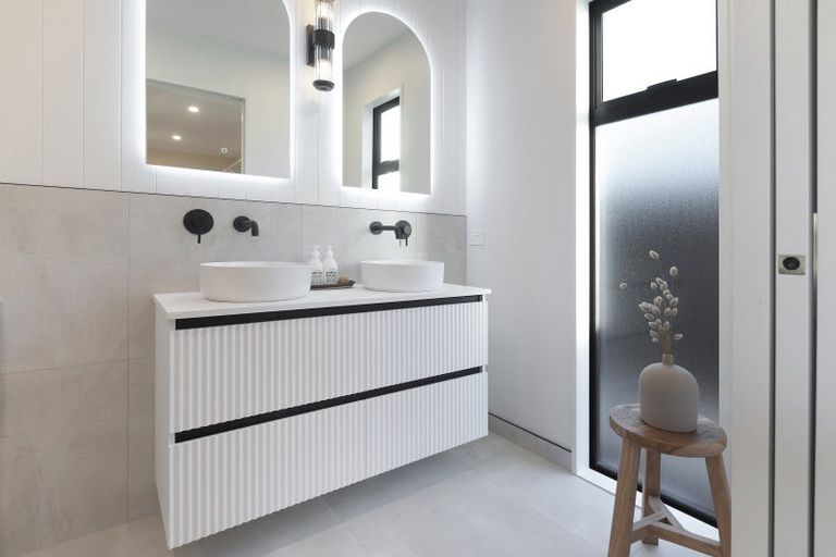 Photo of property in 15 Meadow Stream Drive, Casebrook, Christchurch, 8051