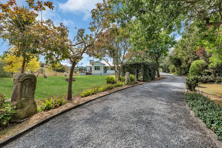 Photo of property in 285 Pataua North Road, Whareora, Whangarei, 0175