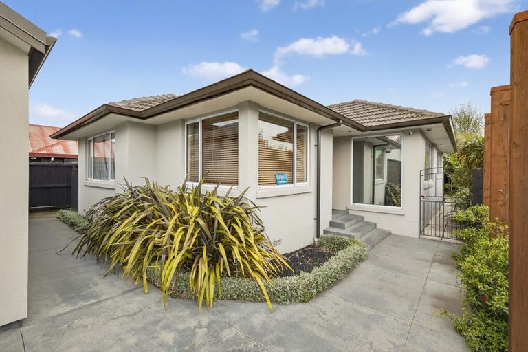 Photo of property in 287 Burwood Road, Burwood, Christchurch, 8083