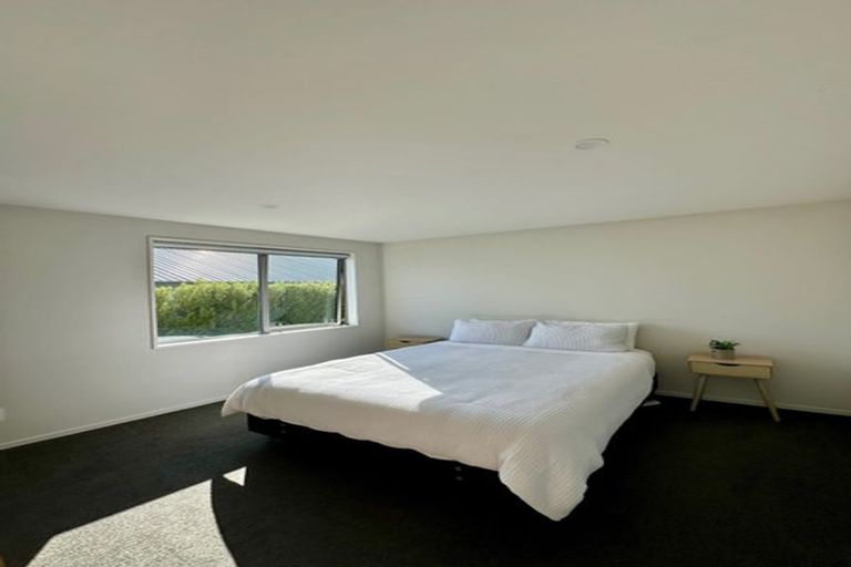 Photo of property in 2/368 Hereford Street, Linwood, Christchurch, 8011