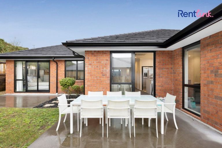 Photo of property in 25 Pakanga Grove, Pyes Pa, Tauranga, 3112