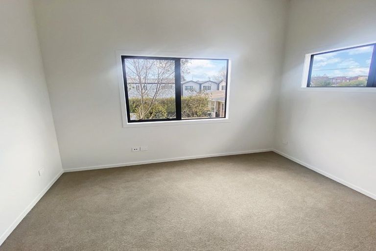 Photo of property in 4/18 Graham Avenue, Te Atatu Peninsula, Auckland, 0610