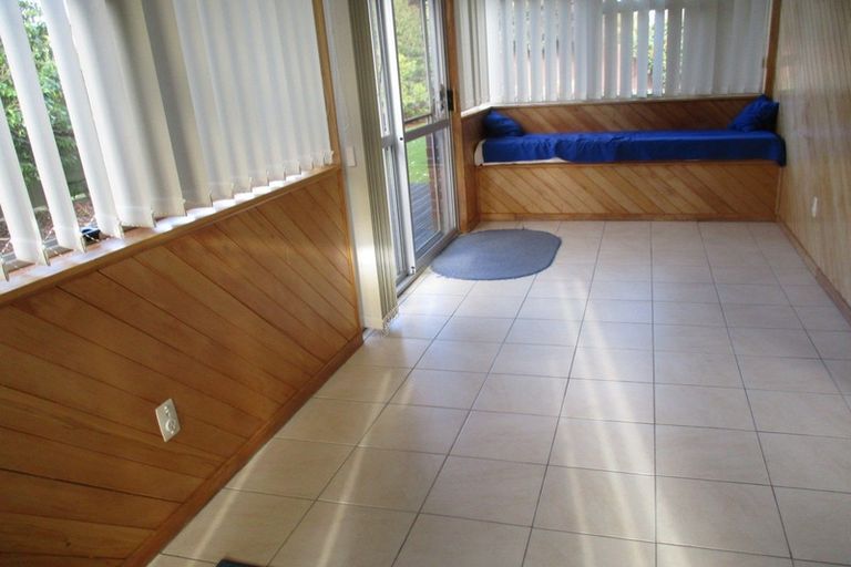 Photo of property in 9 Racecourse Road, Awapuni, Palmerston North, 4412