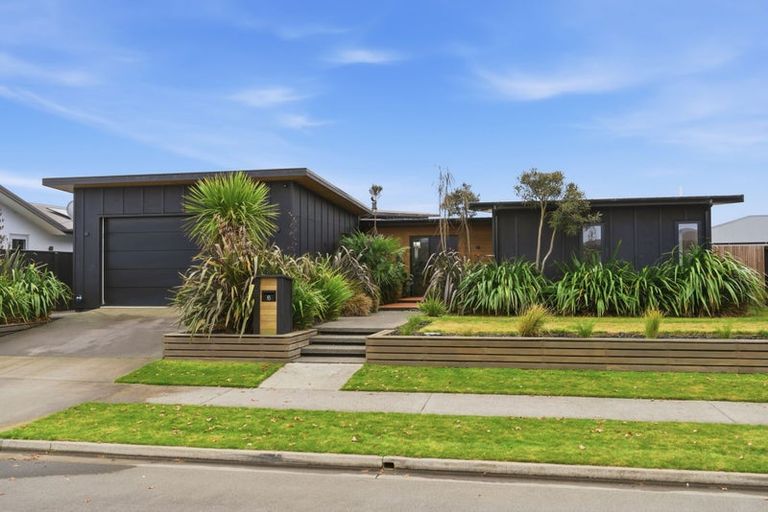 Photo of property in 93 Beachvale Drive, Kaiapoi, 7630