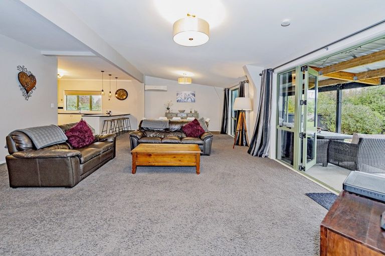 Photo of property in 13 Bridge Street, Southbridge, 7602