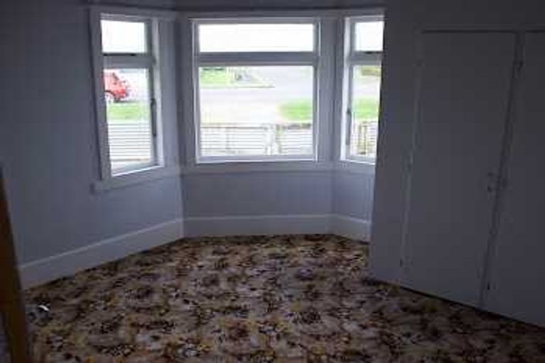 Photo of property in 68 East Street, Feilding, 4702