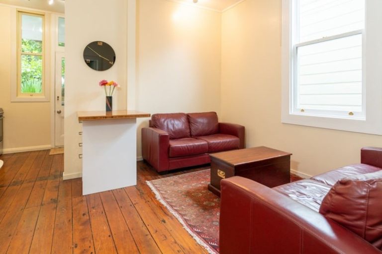 Photo of property in 304a Tinakori Road, Thorndon, Wellington, 6011