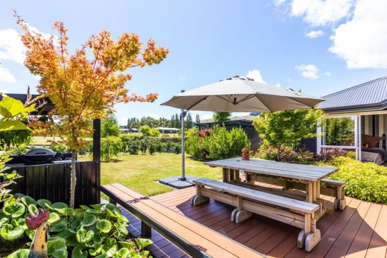 Photo of property in 500 Kinloch Road, Kinloch, Taupo, 3377