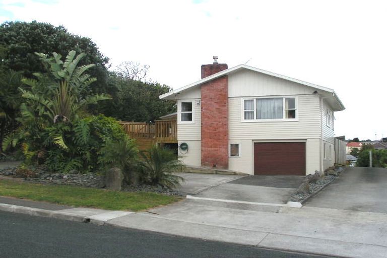 Photo of property in 2/33 Becroft Drive, Forrest Hill, Auckland, 0620