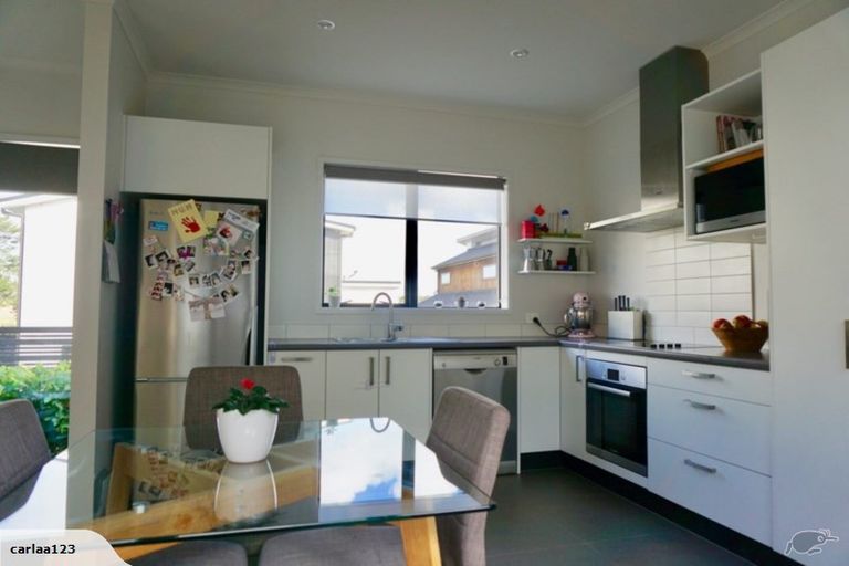 Photo of property in 8 Saltmarsh Road, Hobsonville, Auckland, 0616