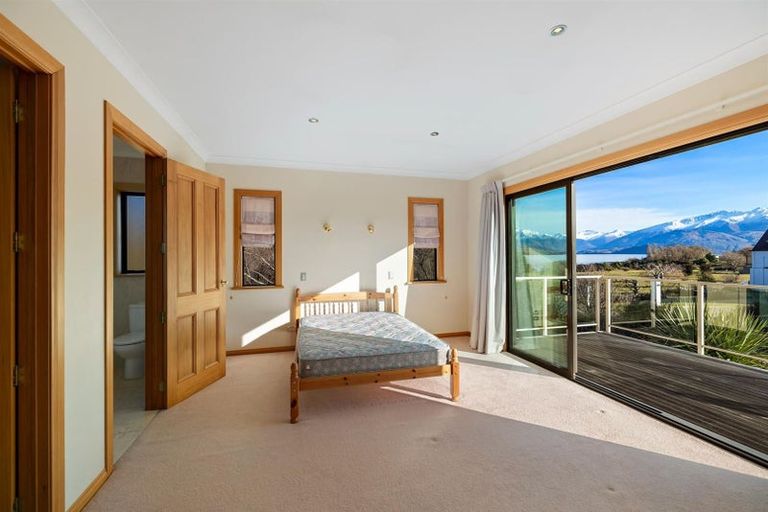 Photo of property in 200a Beacon Point Road, Wanaka, 9305