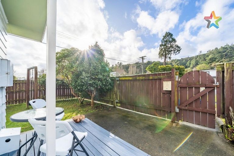 Photo of property in 12 Kennedy Grove, Stokes Valley, Lower Hutt, 5019