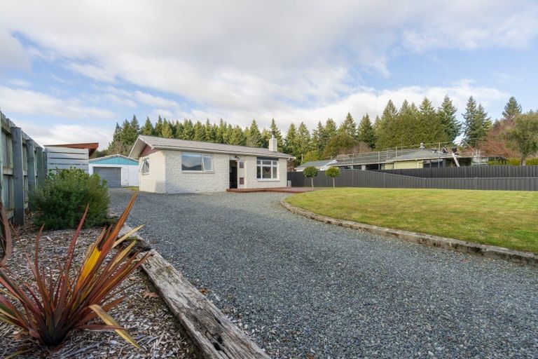 Photo of property in 104 Quintin Drive, Te Anau, 9600