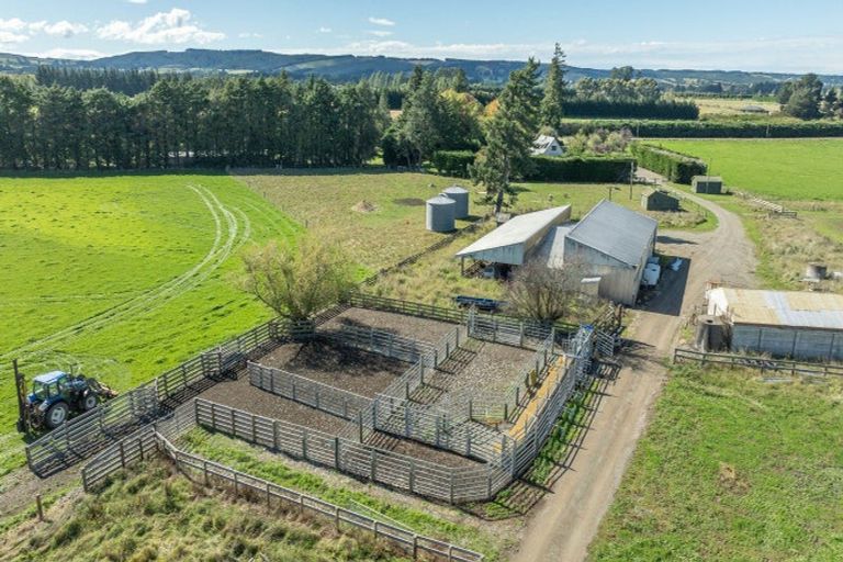 Photo of property in 375 Stonyflat Road, Loburn, Rangiora, 7472