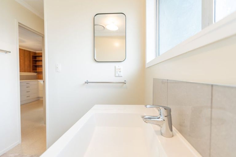 Photo of property in 19 Seaforth Avenue, Milson, Palmerston North, 4414