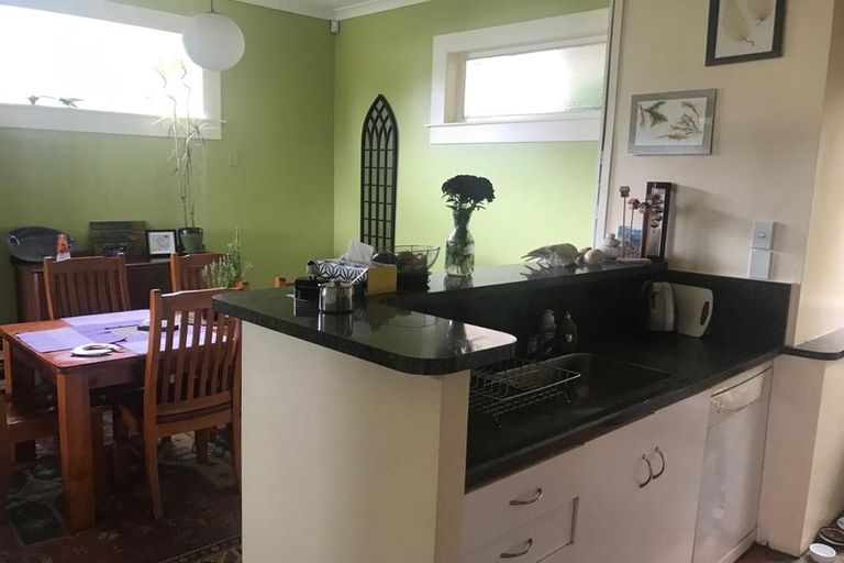 Photo of property in 118 Ohiro Road, Brooklyn, Wellington, 6021