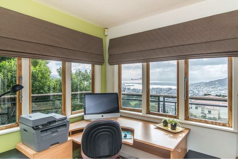 Photo of property in 21 Bruce Avenue, Brooklyn, Wellington, 6021