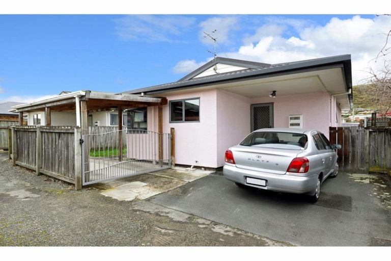 Photo of property in 4 Palm Avenue, Stoke, Nelson, 7011