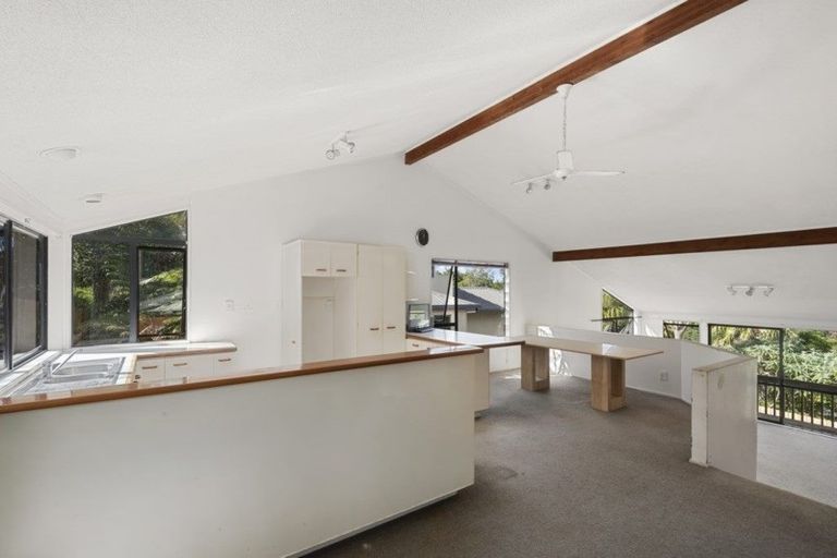 Photo of property in 74 Carlisle Road, Browns Bay, Auckland, 0632