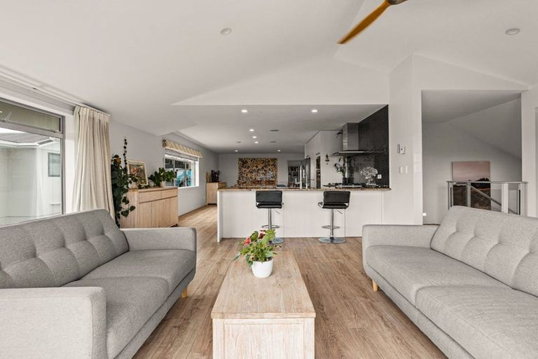 Photo of property in 40 Oceanview Road, Mount Maunganui, 3116